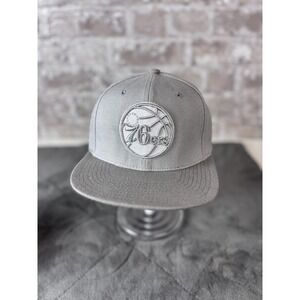 Philadelphia 76ers Hat Cap Snap Back Mens Gray NBA Basketball Flat Brim